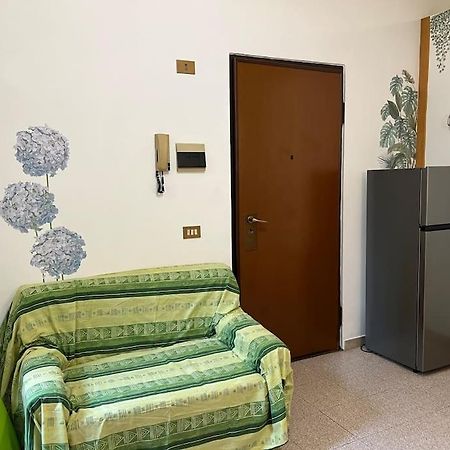 Apartmán La Tana Moderna Piacenza Exteriér fotografie